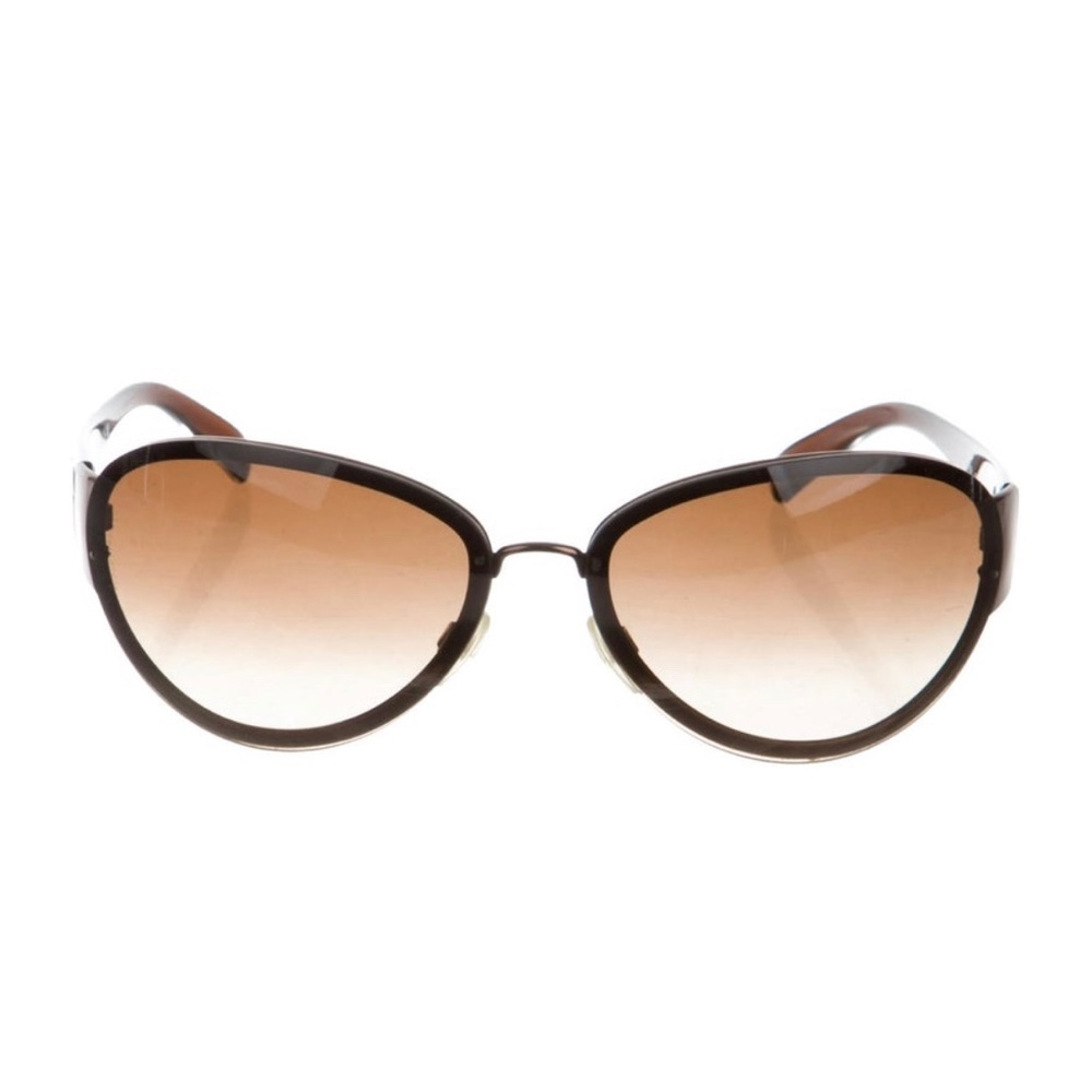 CHANEL CC Gradient Sunglasses EUC. Price dropped